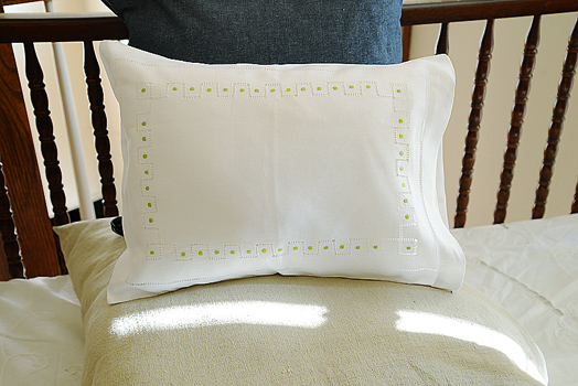 Hemstitch Baby Pillowcase Green Poika dots (2 cases)